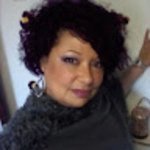 Meet your Posher, Charlynn